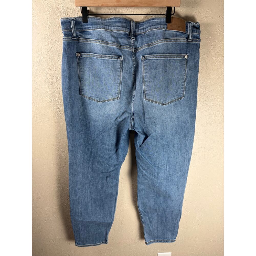 Judy Blue Size 22W Jeans Slim Fit Straight Leg Light Wash Whiskering Denim Pants - Picture 7 of 9